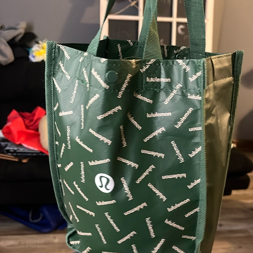 S/ size 4 has A Pick Between Lululemon Or Another